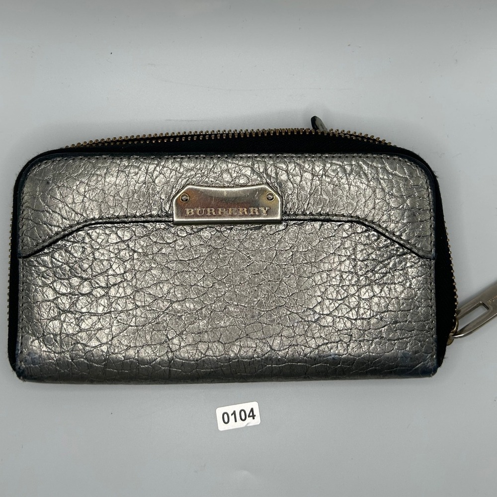 BURBERRY Metallic Pebbled Leather‎ Zip Around Wallet Silver #104